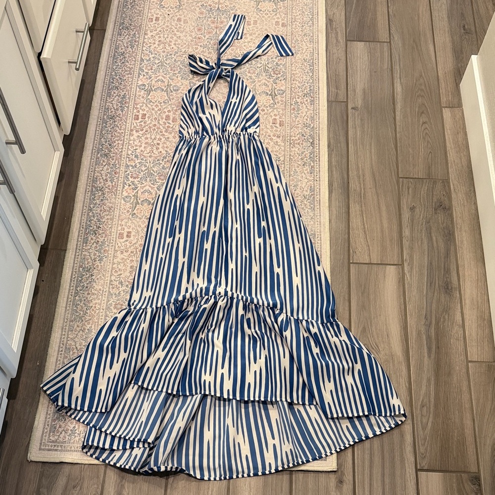 Stylish Blue and White Halter Dress - VICI
